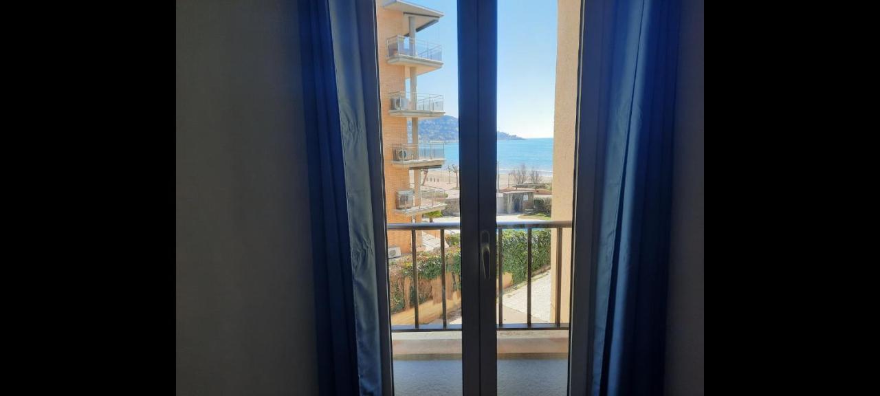 Appartamento Castell Joncar,30 M De La Playa, 1Era Linea De Mar, Vista Al Mar Roses Esterno foto